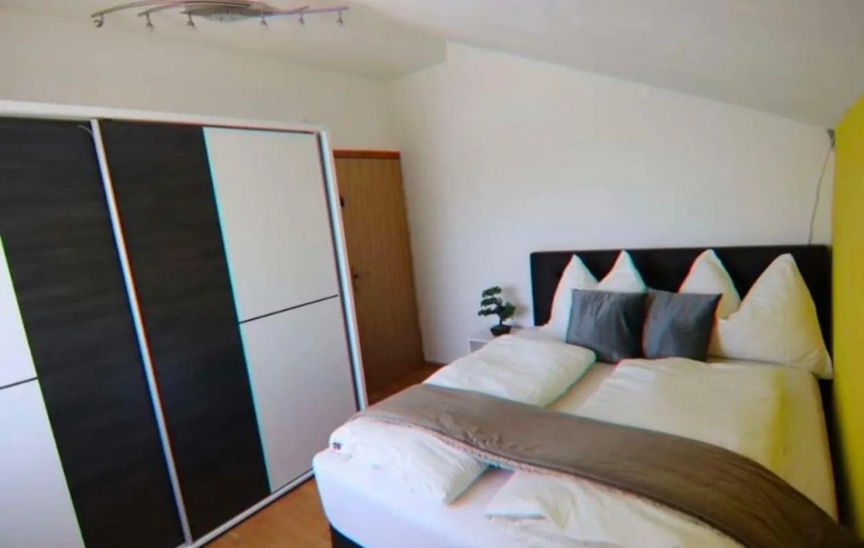 Guest house Schoenes Ferienhaus Mit Pool Biograd Na Moru